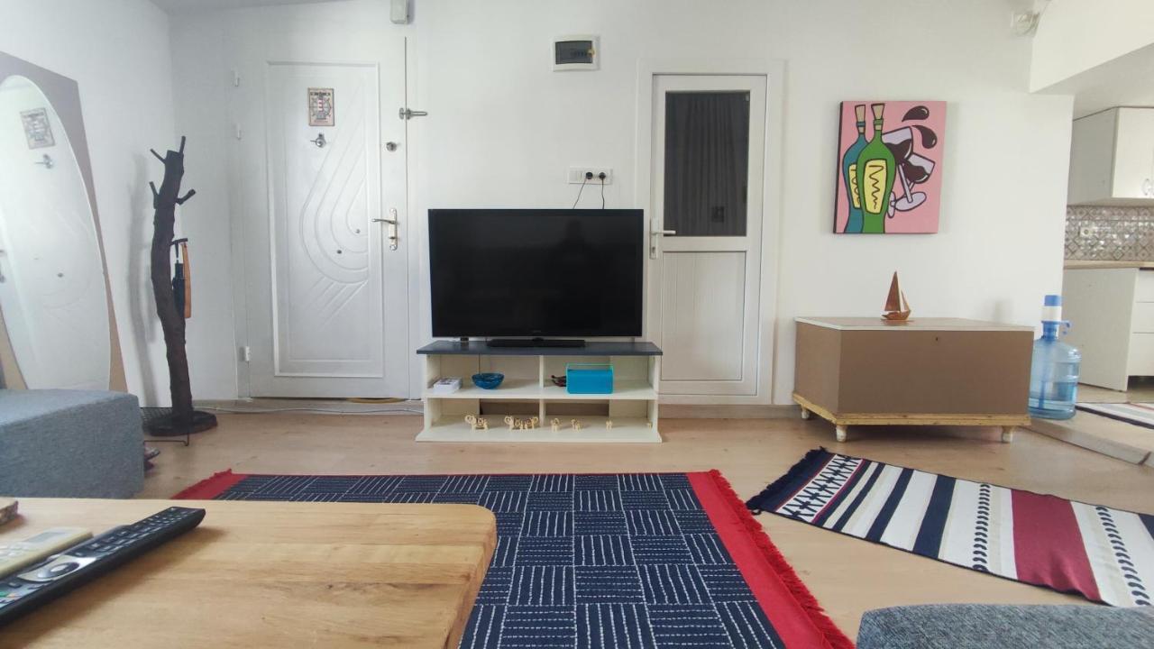 Central, Cozy, 15 Min Walk To The Beach, Fast Wi-Fi, Free Parking, 4Ppl Bodrum Exterior foto
