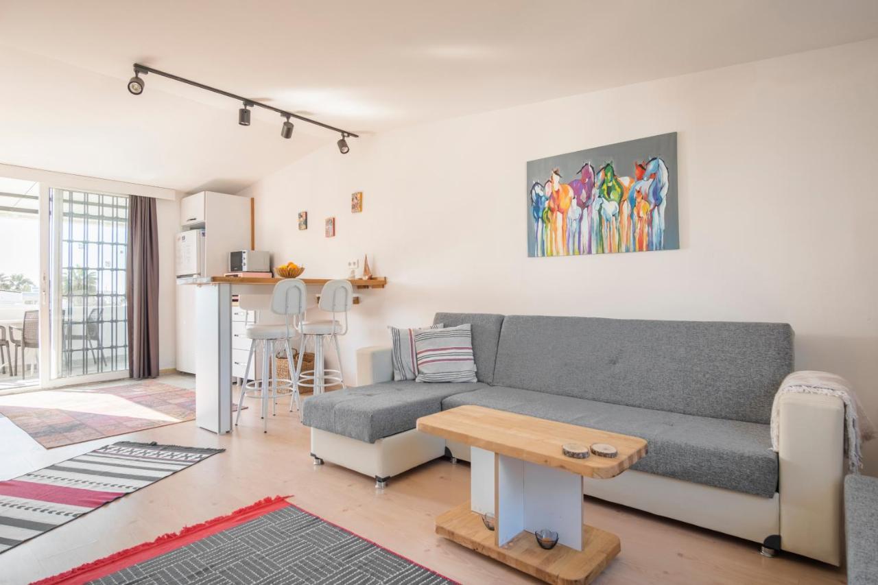 Central, Cozy, 15 Min Walk To The Beach, Fast Wi-Fi, Free Parking, 4Ppl Bodrum Exterior foto